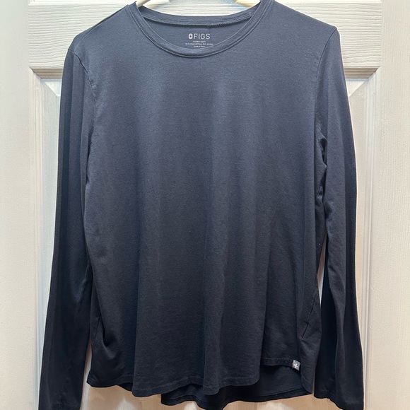 Figs Tops - FIGS Women’s Long-Sleeve Crew Neck Shirt - Navy